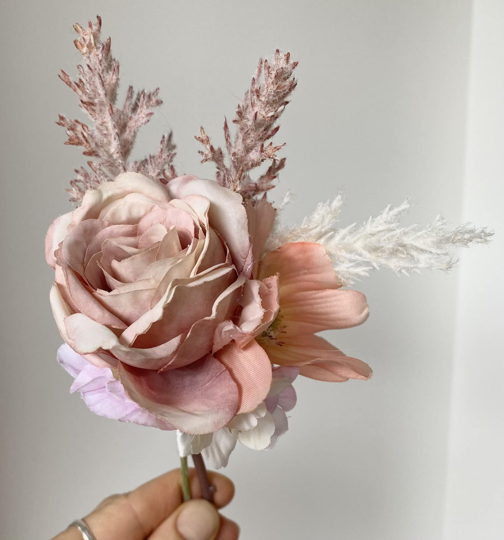 Artificial Buttonhole